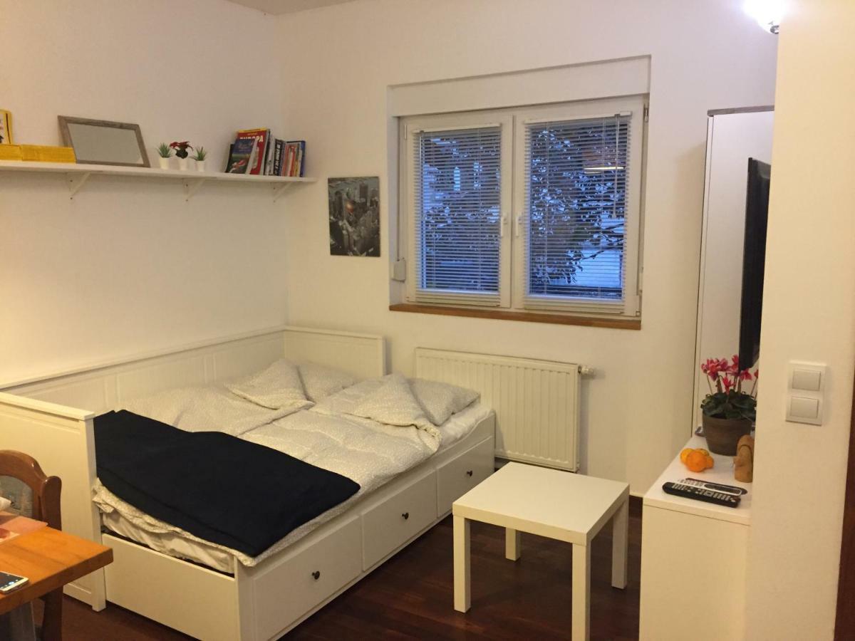 Apartman Ema Appartement Zagreb Buitenkant foto