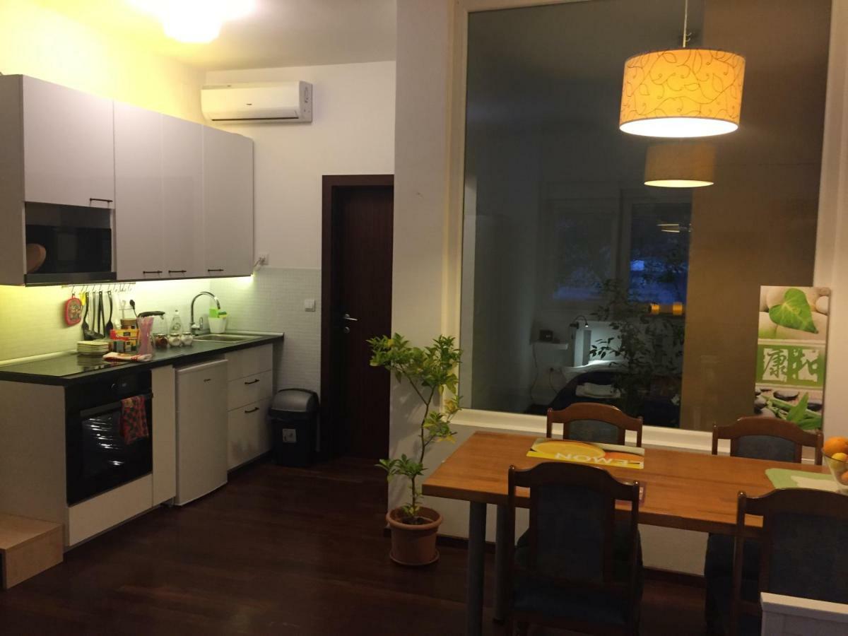 Apartman Ema Appartement Zagreb Buitenkant foto